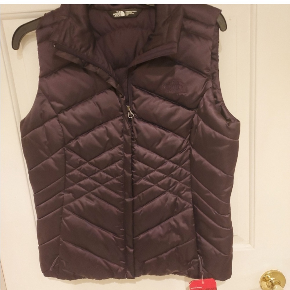 Brand new northface vest-tags removed. Only worn once.